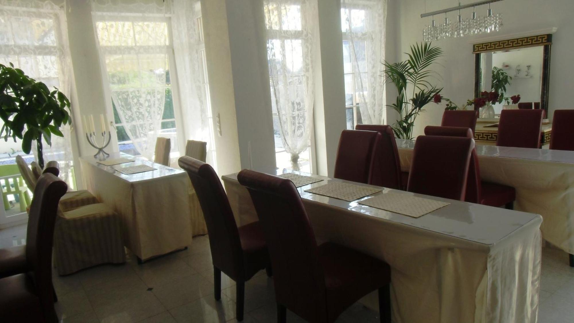 Gaestehaus Tante Tienchen 7 Minuten Zu Fuss Zum Europa Park , Plus Kostenloses Parkplatzticket Rulantica ,Alle Unsere Suiten Haben Einen Balkon Rust Εξωτερικό φωτογραφία