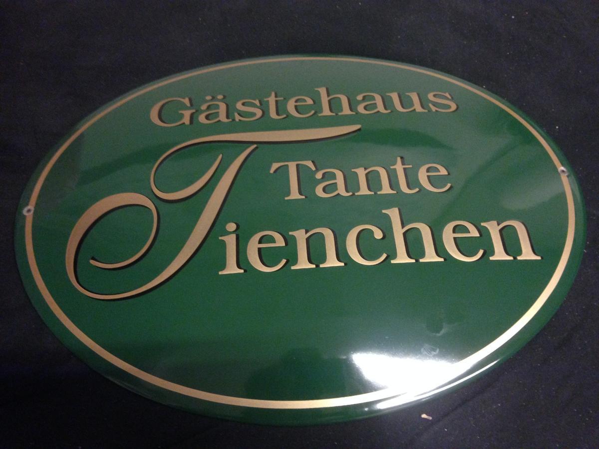 Gaestehaus Tante Tienchen 7 Minuten Zu Fuss Zum Europa Park , Plus Kostenloses Parkplatzticket Rulantica ,Alle Unsere Suiten Haben Einen Balkon Rust Εξωτερικό φωτογραφία