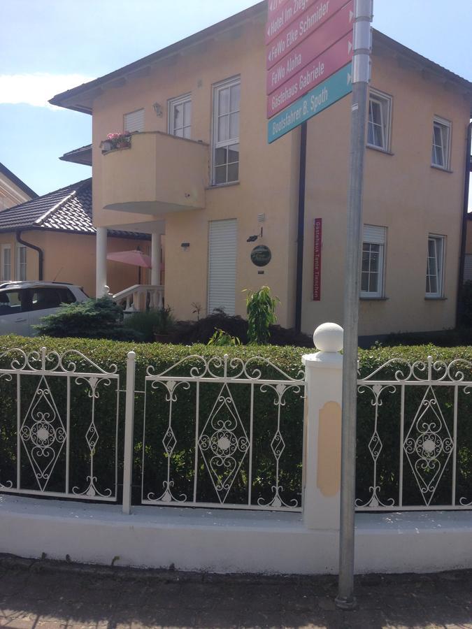 Gaestehaus Tante Tienchen 7 Minuten Zu Fuss Zum Europa Park , Plus Kostenloses Parkplatzticket Rulantica ,Alle Unsere Suiten Haben Einen Balkon Rust Εξωτερικό φωτογραφία