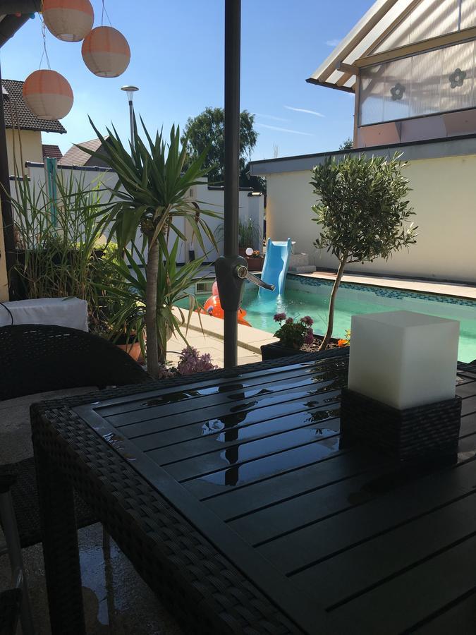 Gaestehaus Tante Tienchen 7 Minuten Zu Fuss Zum Europa Park , Plus Kostenloses Parkplatzticket Rulantica ,Alle Unsere Suiten Haben Einen Balkon Rust Εξωτερικό φωτογραφία